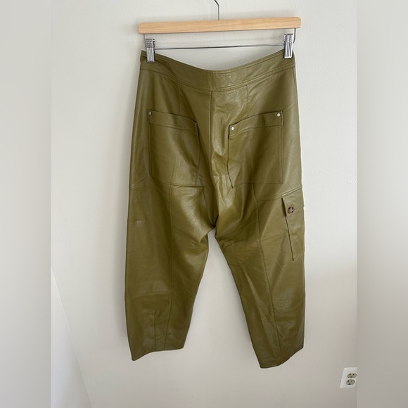 By Anthropologie faux leather barrel leg utility‎ pants size 6 - Picture 9 of 9